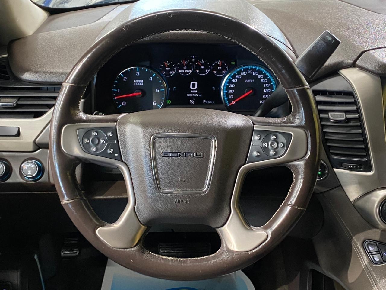 GMC Yukon Denali 4WD 2018