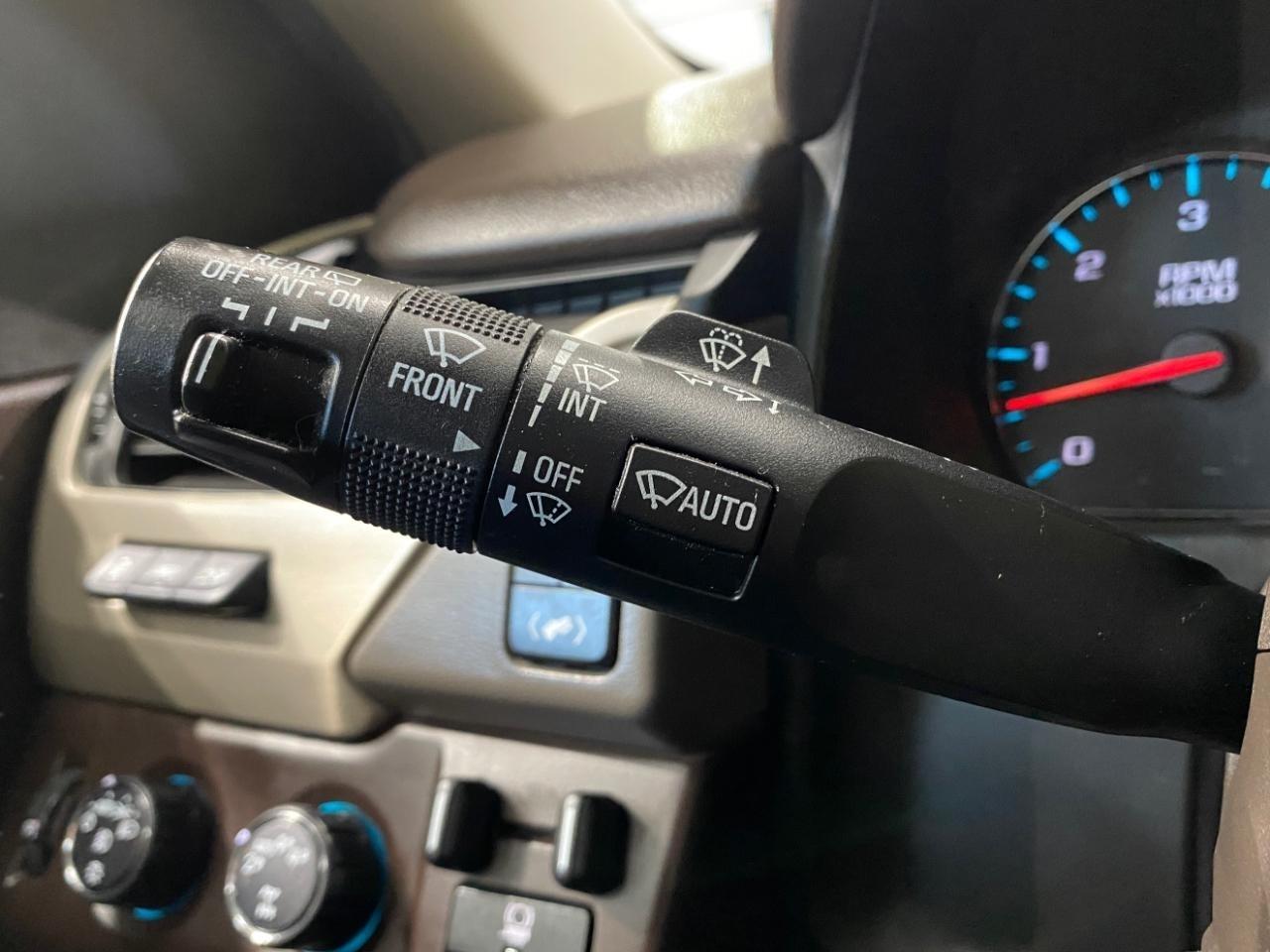 GMC Yukon Denali 4WD 2018