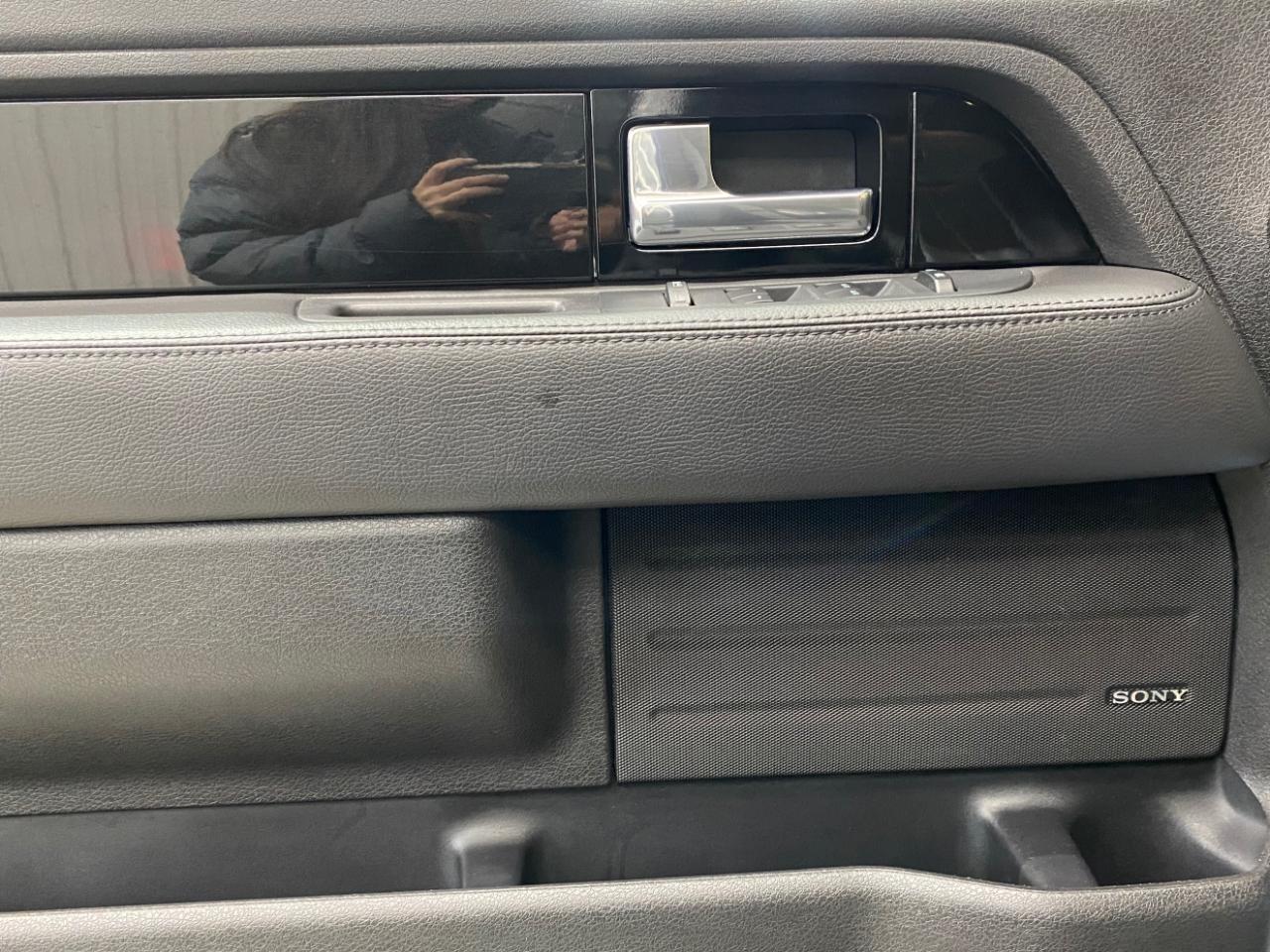 Ford F-150 Harley-Davidson SuperCrew 5.5-ft. Bed 4WD 2011