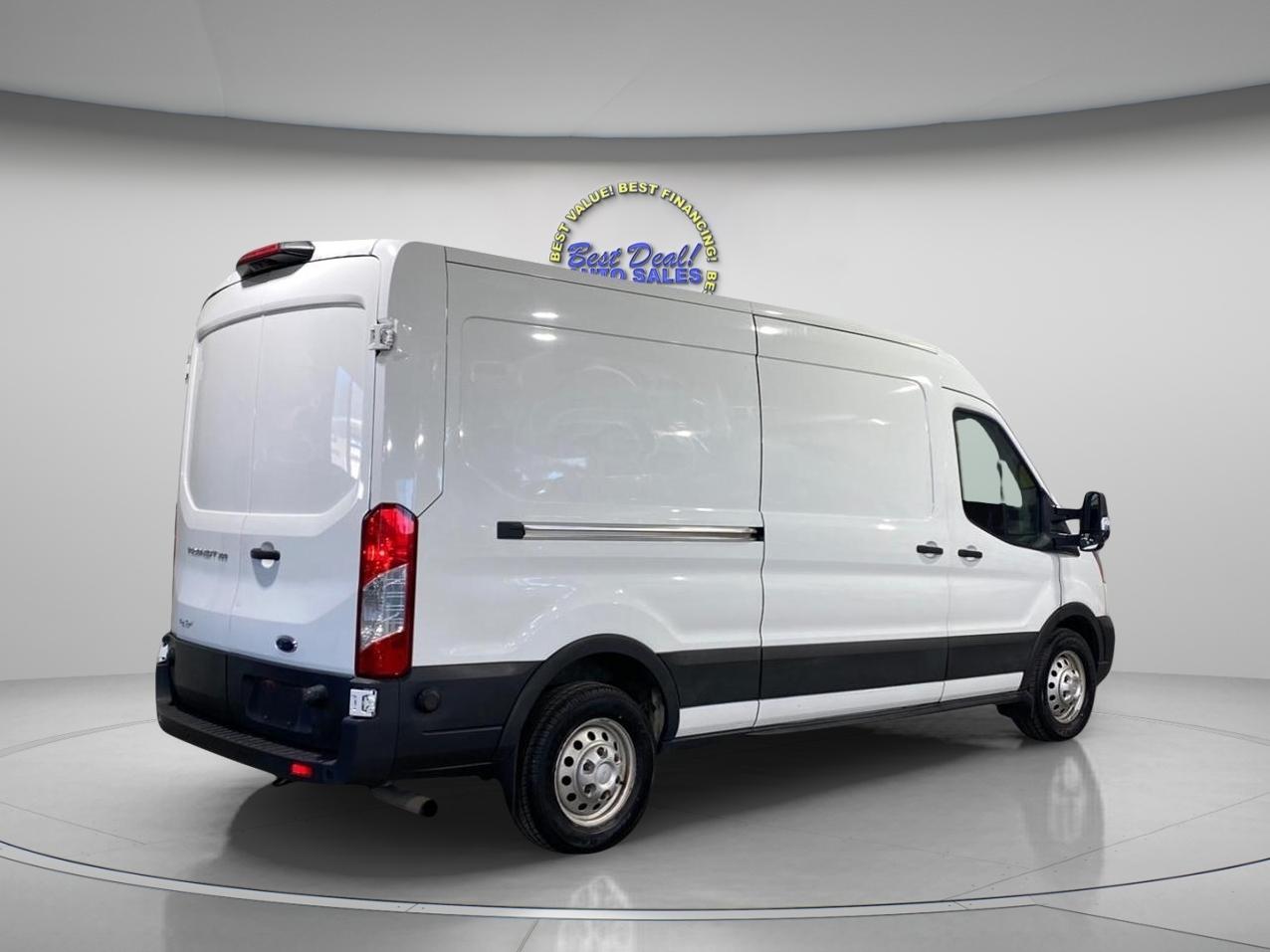 Ford Transit 350 Van Low Roof w/Sliding Pass. 130-in. WB 2020