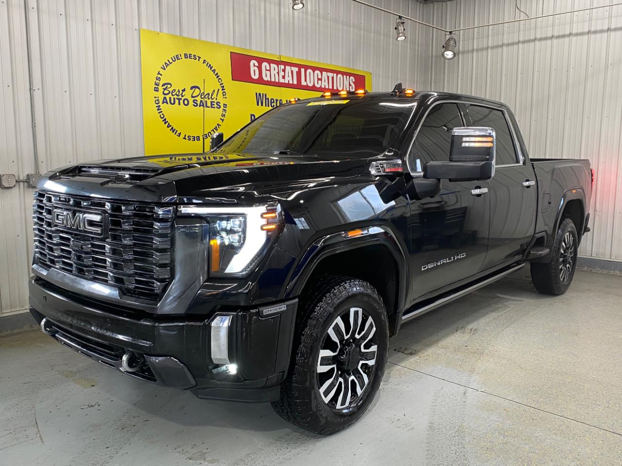 2024 GMC Sierra 2500HD Denali Crew Cab 4WD SB