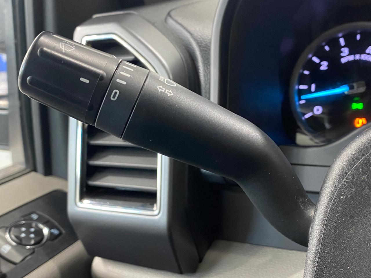 Ford F-250 SD XLT Crew Cab 4WD 2020