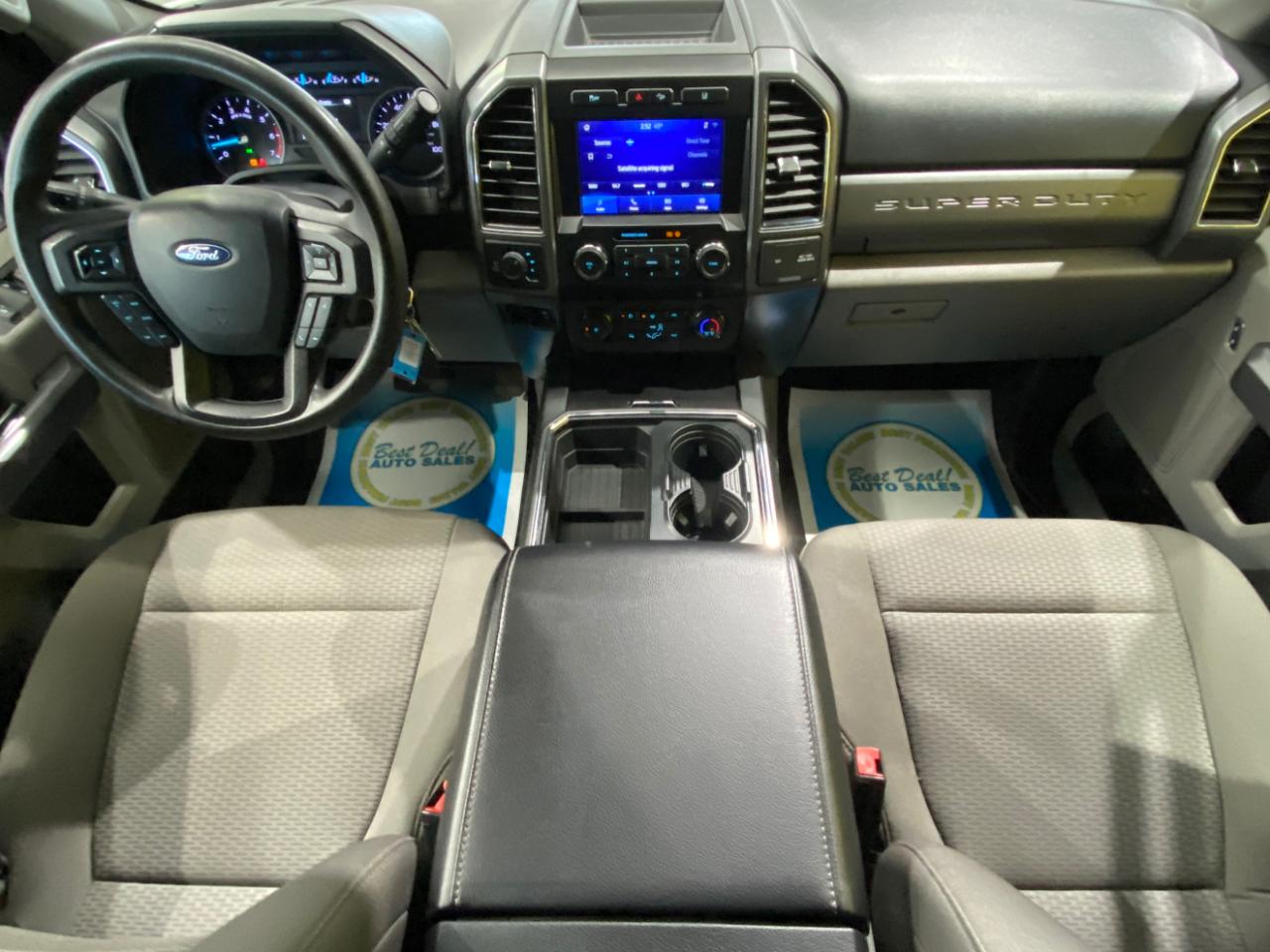 Ford F-250 SD XLT Crew Cab 4WD 2020