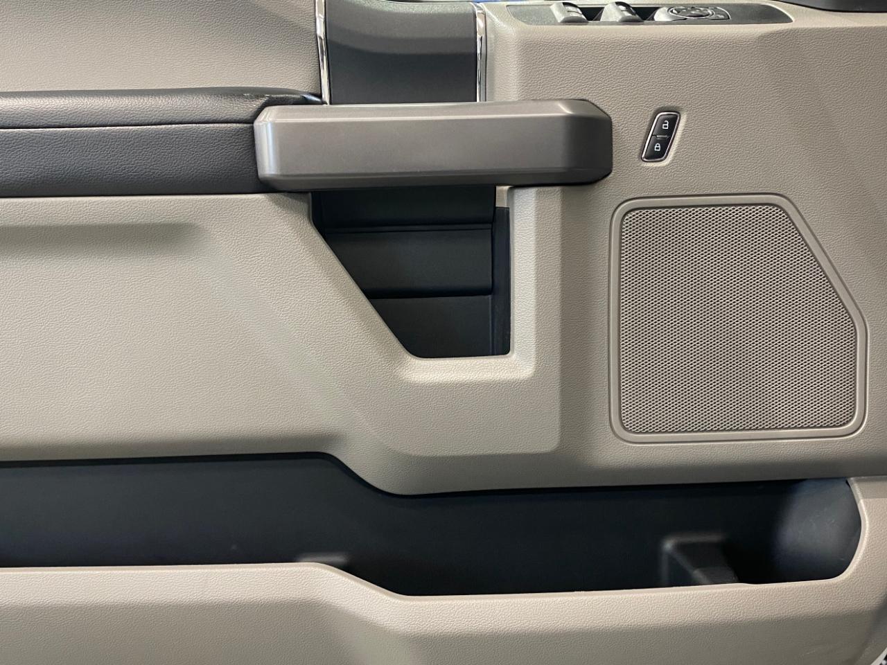 Ford F-250 SD XLT Crew Cab 4WD 2020