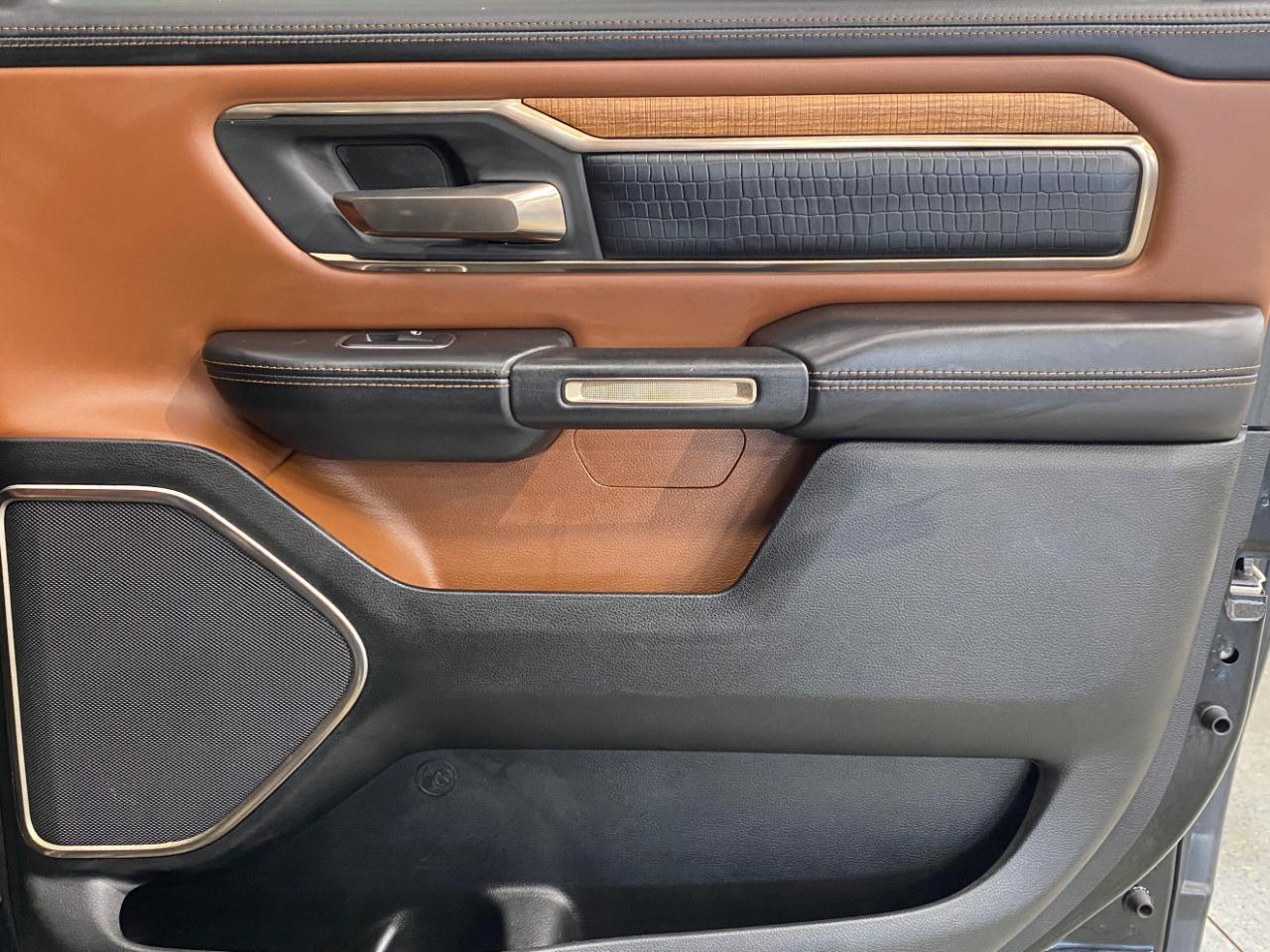 RAM 1500 Longhorn Crew Cab SWB 4WD 2019