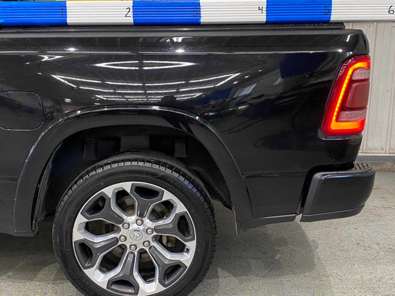 RAM 1500 Longhorn Crew Cab SWB 4WD 2019