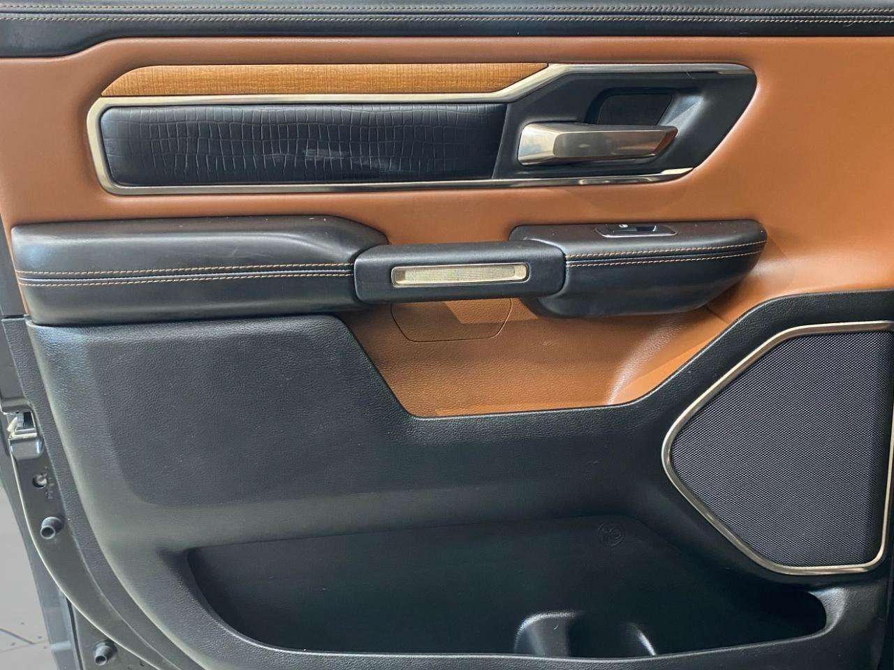 RAM 1500 Longhorn Crew Cab SWB 4WD 2019