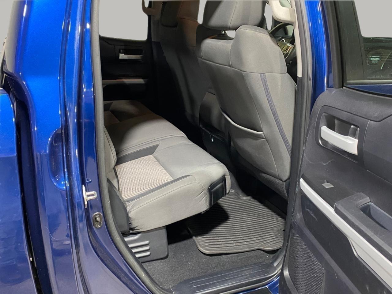 Toyota Tundra SR5 4.6L V8 Double Cab 4WD 2014