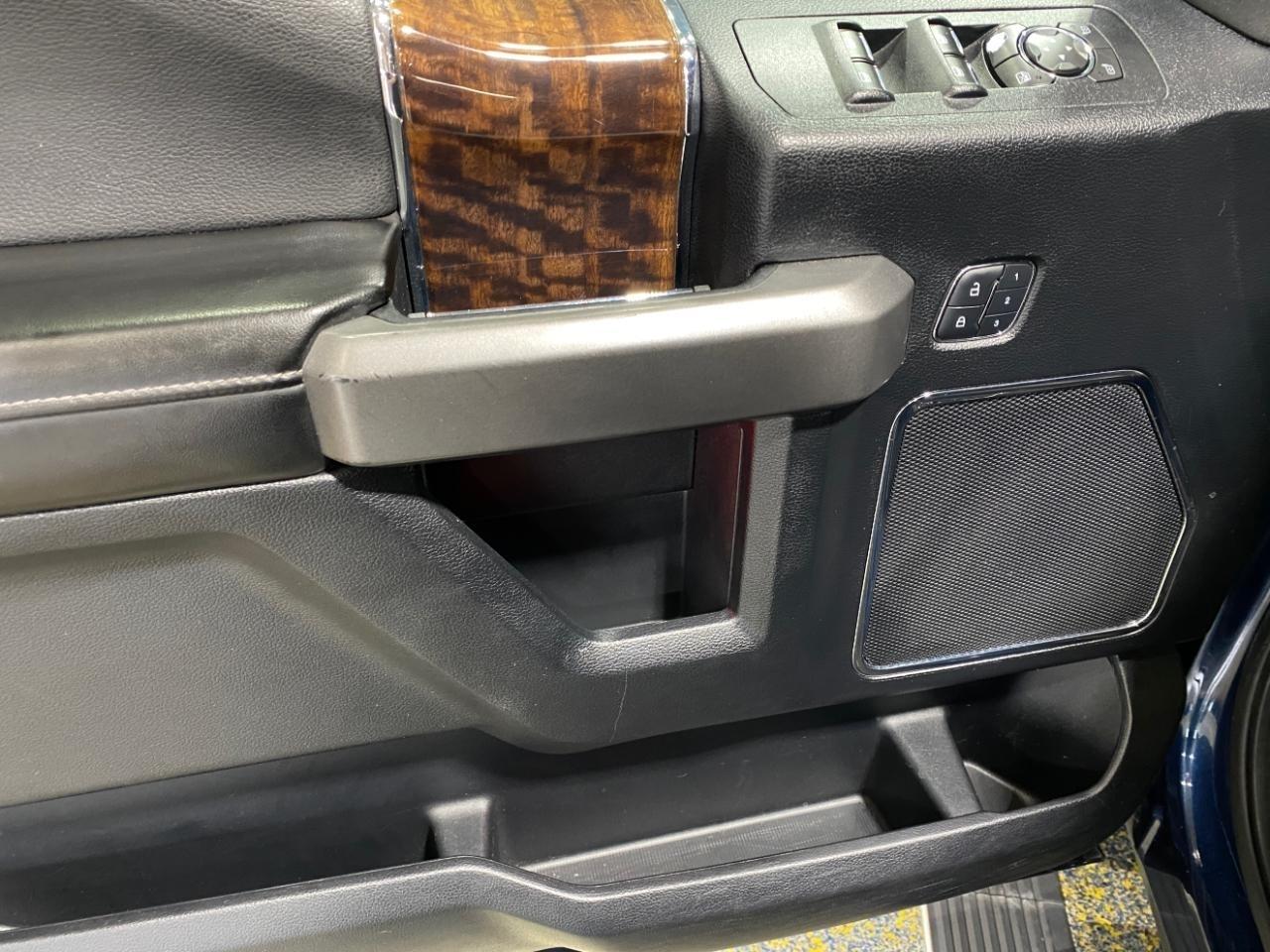 Ford F-150 Platinum SuperCrew 5.5-ft. Bed 4WD 2017