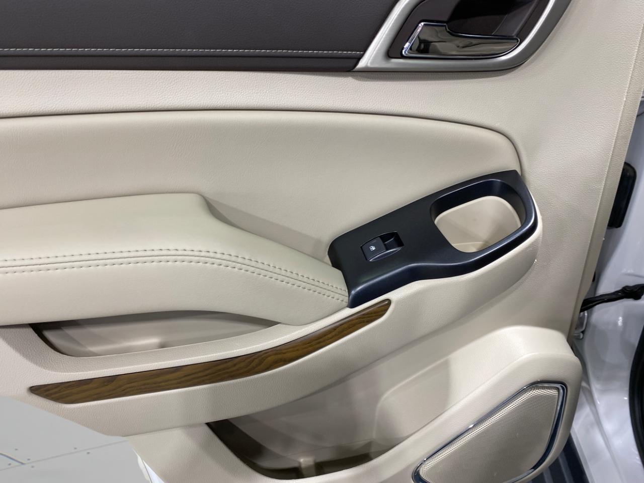 GMC Yukon Denali 4WD 2019