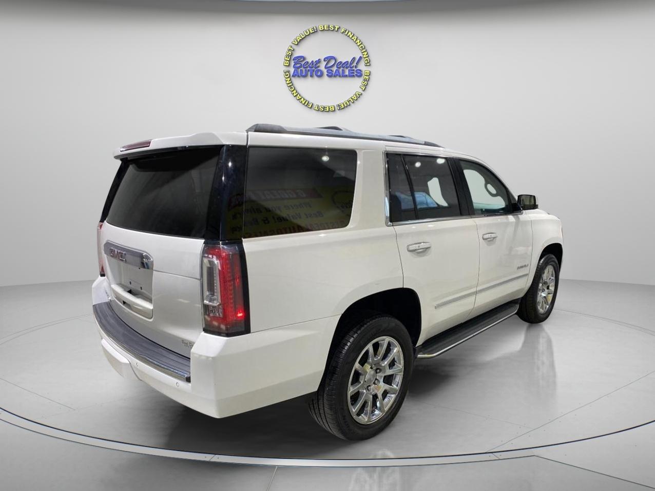 GMC Yukon Denali 4WD 2019