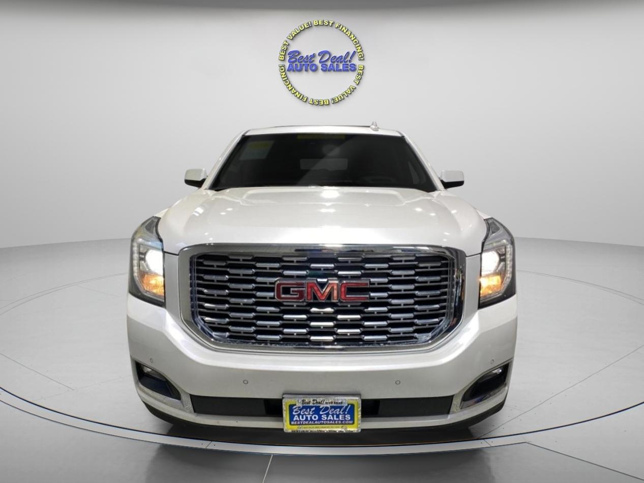 GMC Yukon Denali 4WD 2019