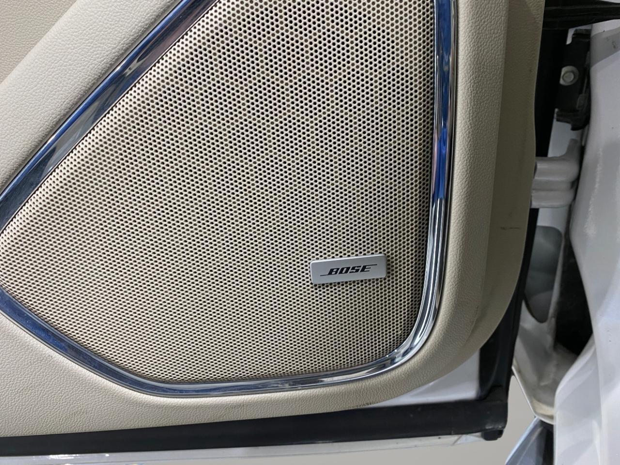 GMC Yukon Denali 4WD 2019