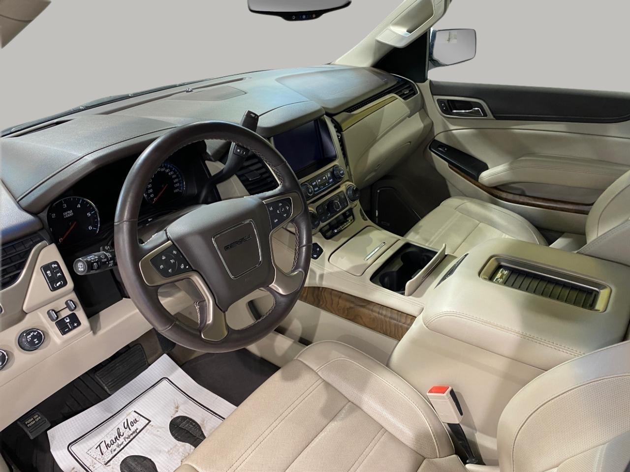 GMC Yukon Denali 4WD 2019