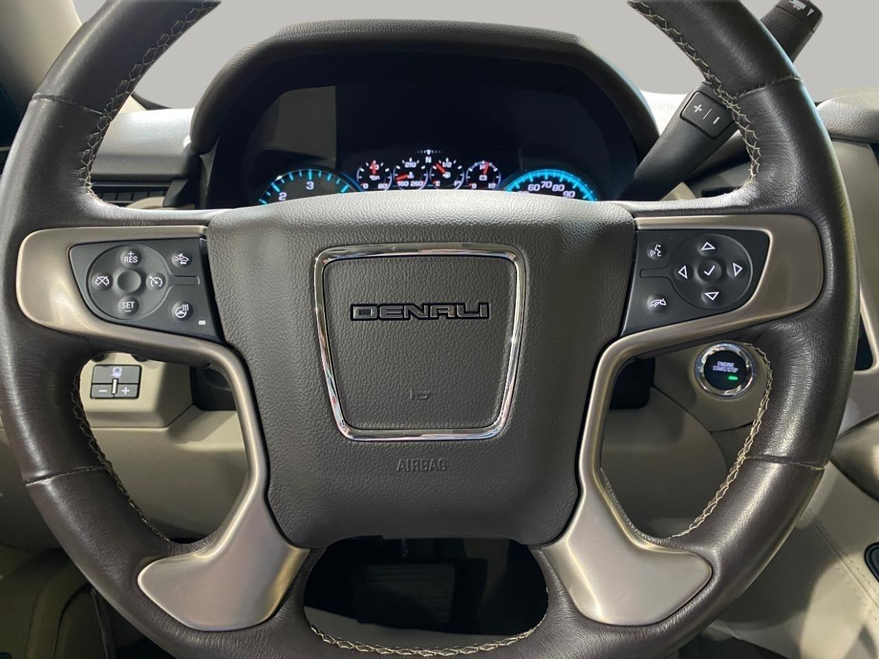 GMC Yukon Denali 4WD 2019