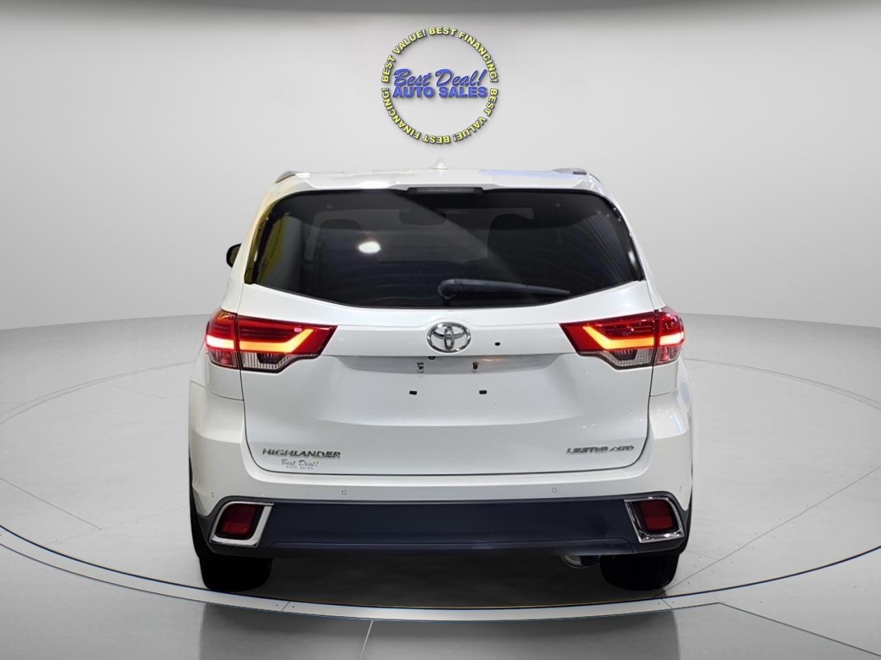 Toyota Highlander  2018