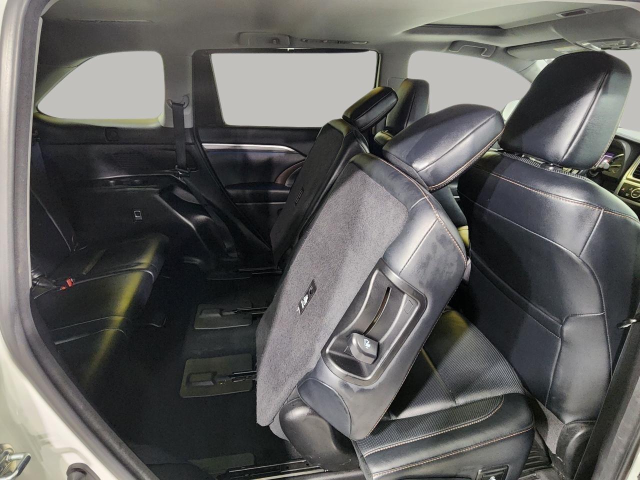 Toyota Highlander  2018