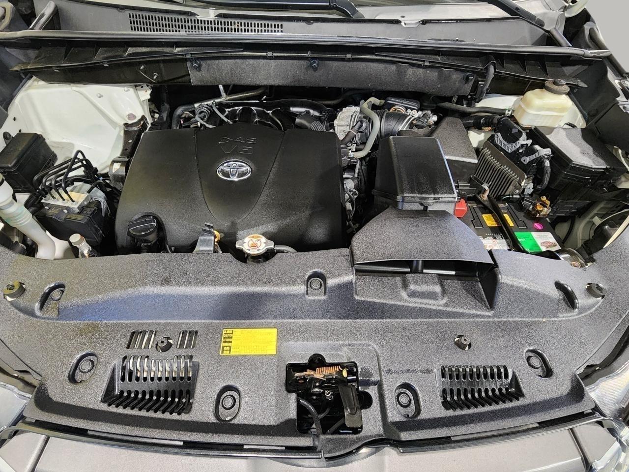 Toyota Highlander  2018