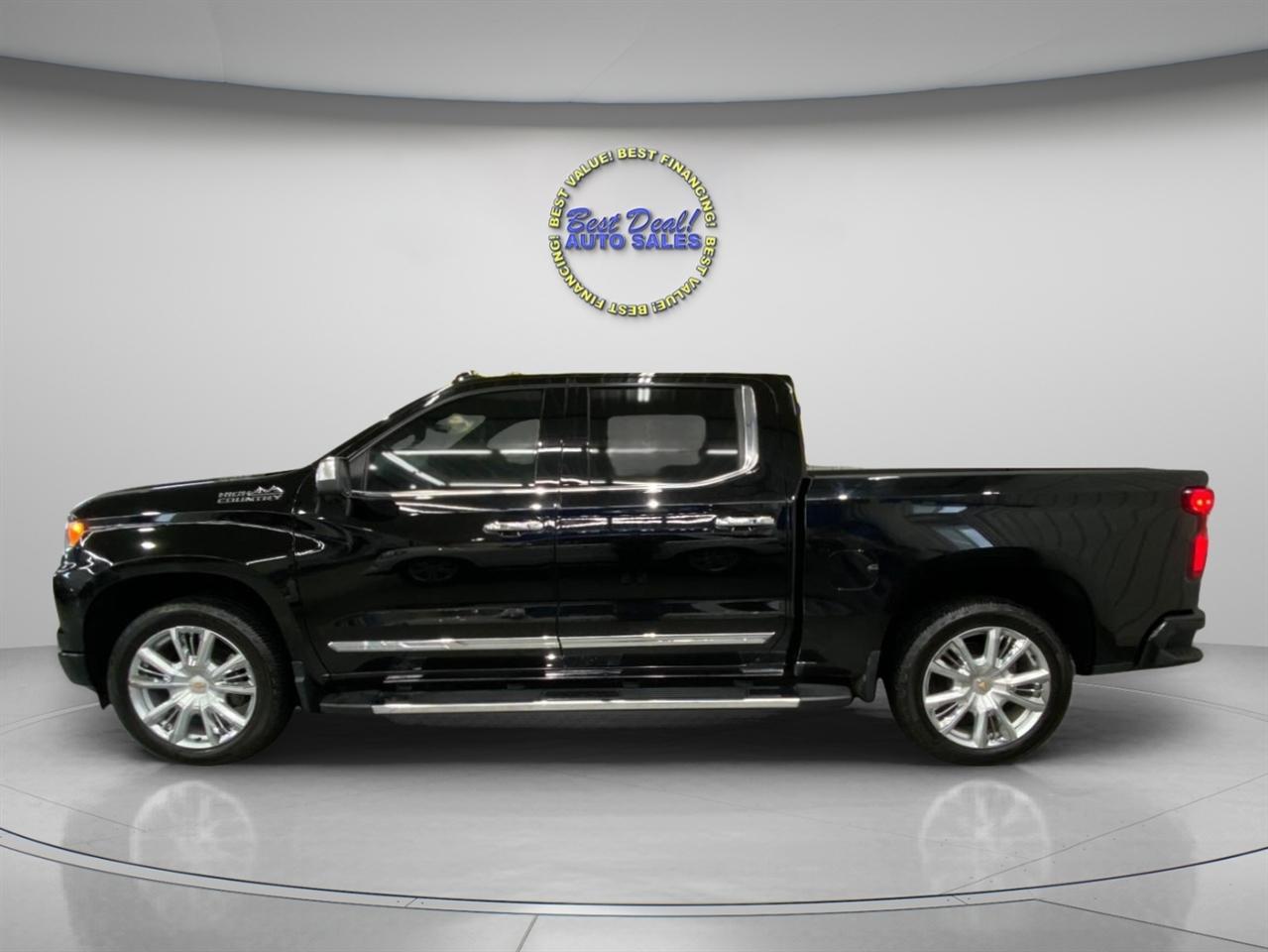 Chevrolet Silverado 1500 High Country Crew Cab 4WD 2023