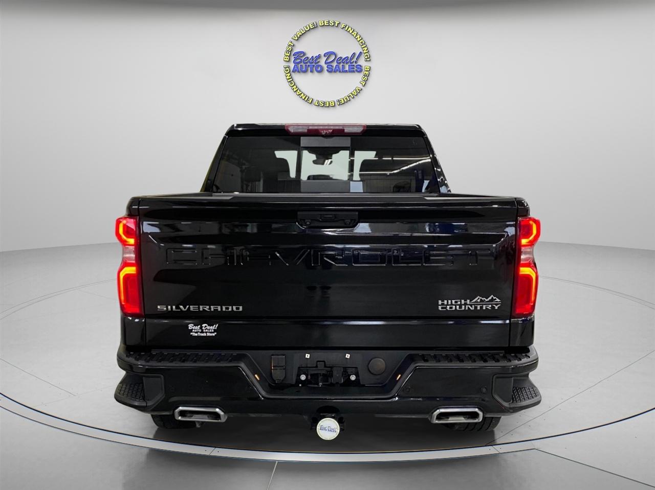 Chevrolet Silverado 1500 High Country Crew Cab 4WD 2023