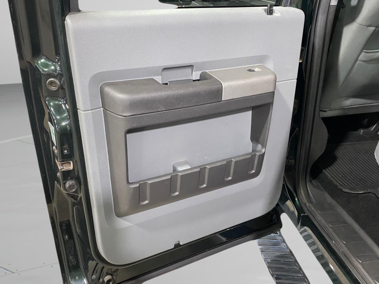 Ford F-250 SD XLT Crew Cab Long Bed 4WD 2012