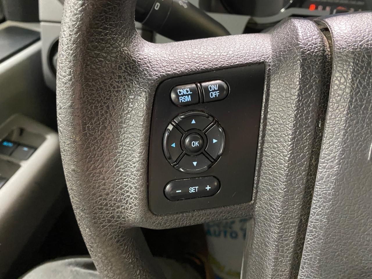 Ford F-250 SD XLT Crew Cab Long Bed 4WD 2012