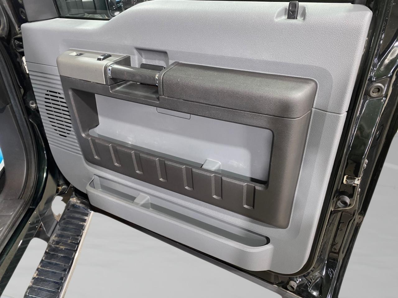 Ford F-250 SD XLT Crew Cab Long Bed 4WD 2012