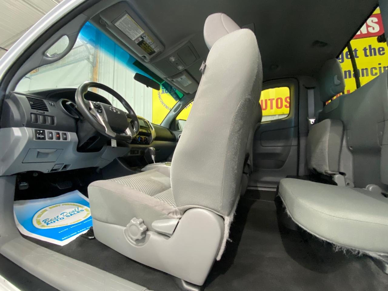 Toyota Tacoma Access Cab I4 5MT 4WD 2015