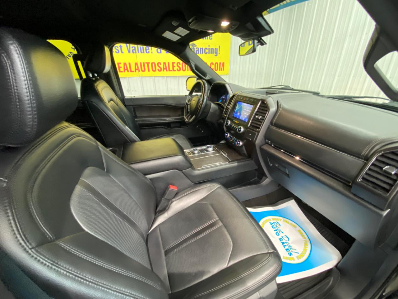 Ford Expedition  2021