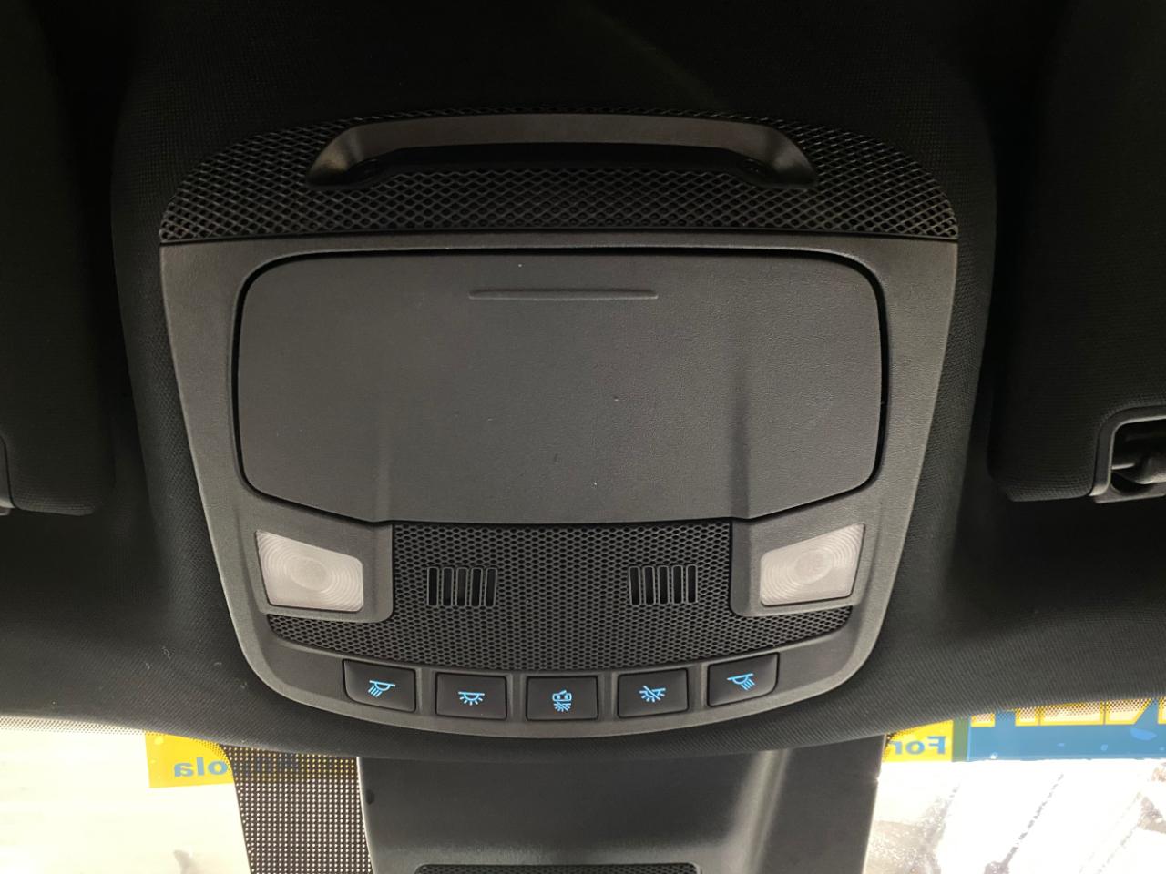 Ford Expedition  2021