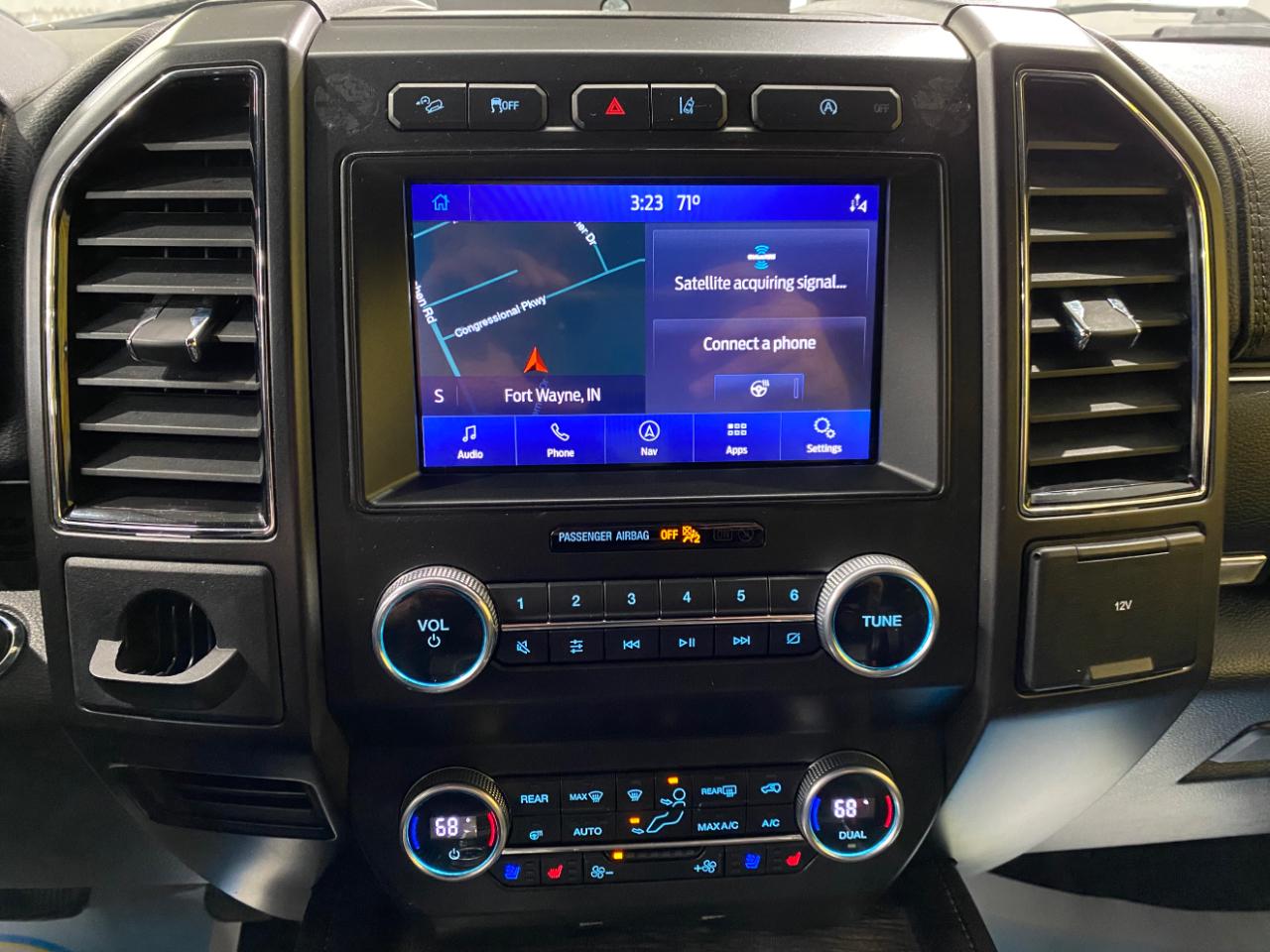 Ford Expedition  2021