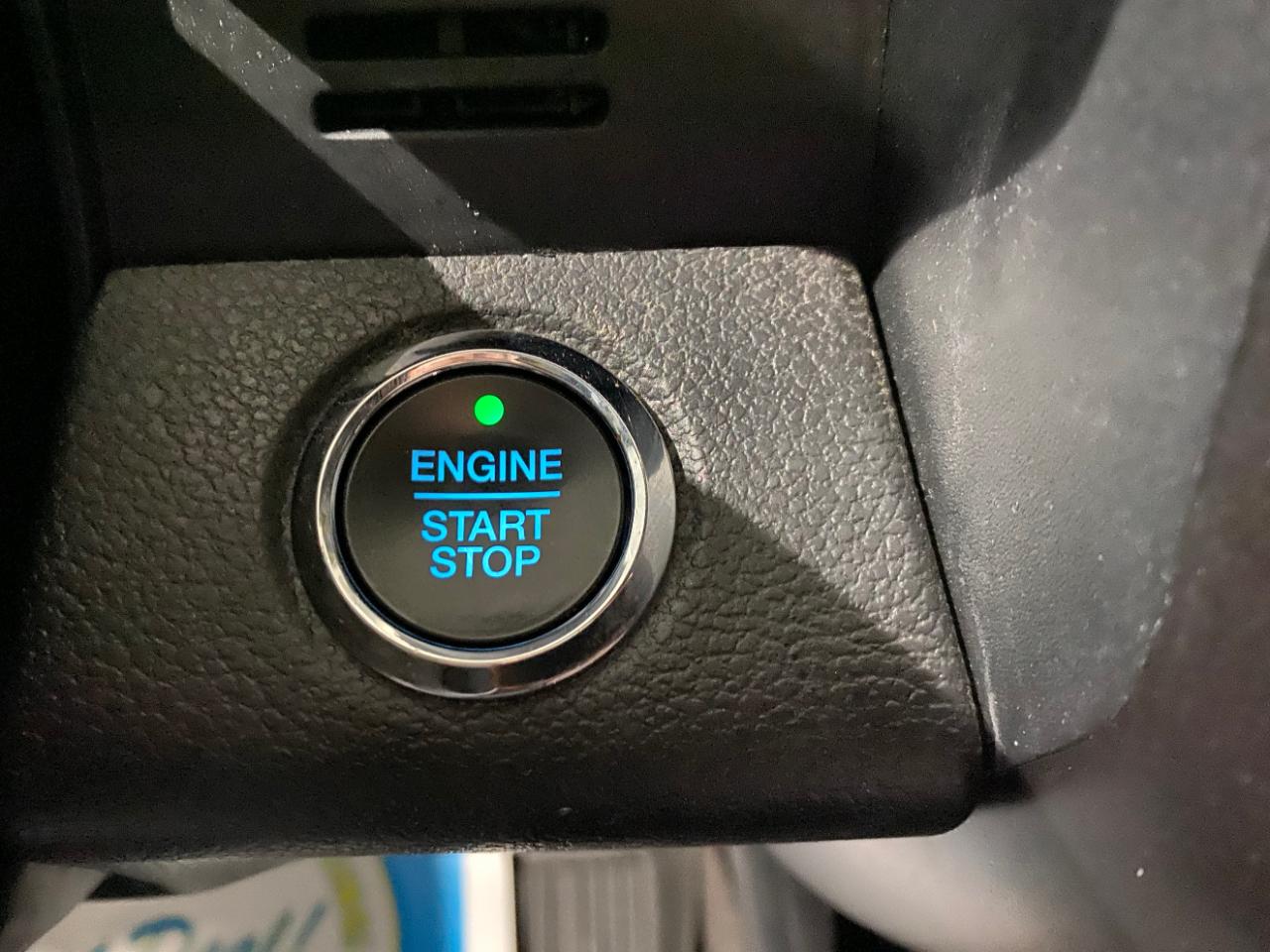 Ford Expedition  2021