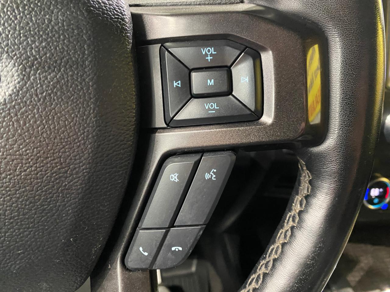 Ford Expedition  2021