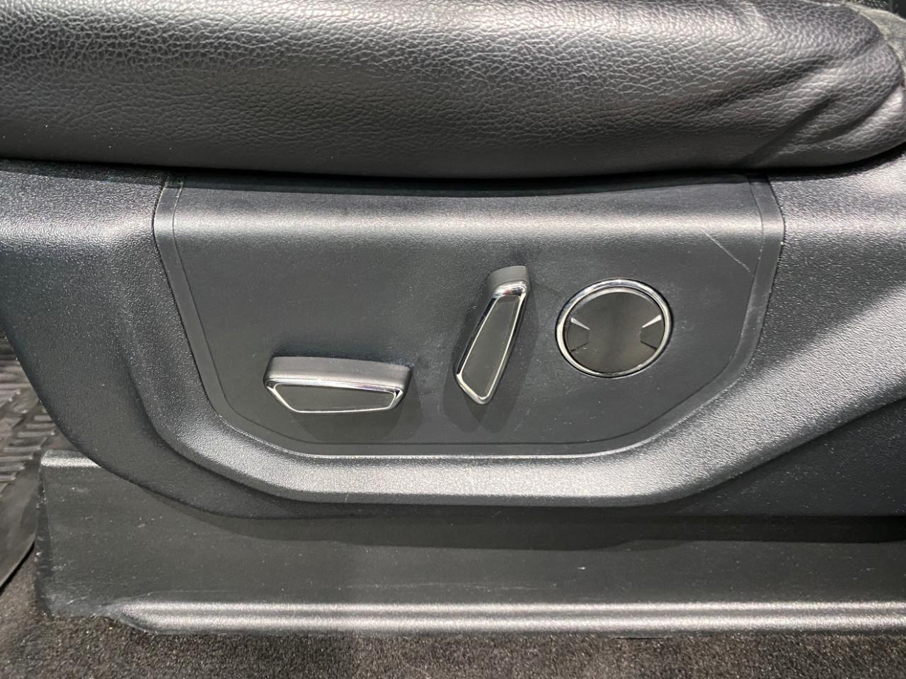 Ford Expedition  2021