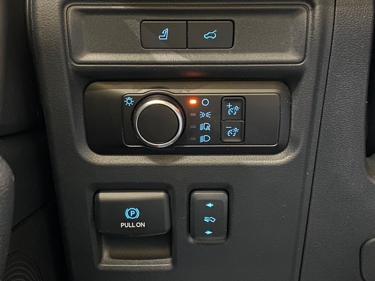 Ford Expedition MAX XLT 4WD 2023