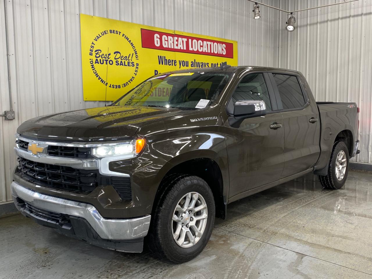 2023 Chevrolet Silverado 1500 LT-L Crew Cab 4WD