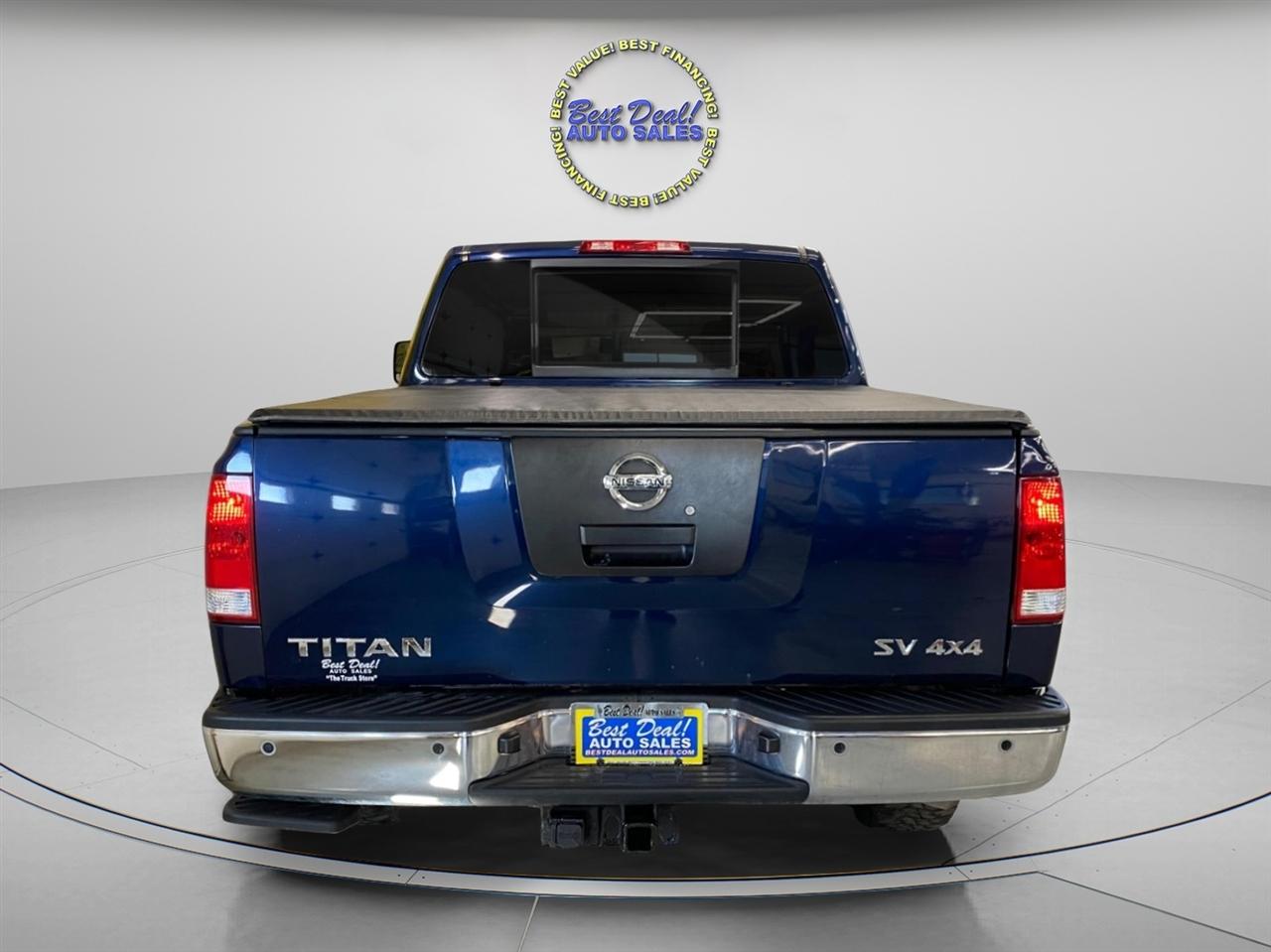 Nissan Titan SV Crew Cab 4WD 2012