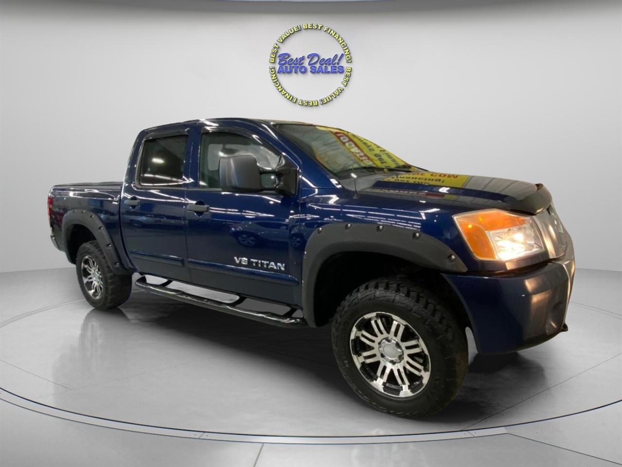 Nissan Titan SV Crew Cab 4WD 2012