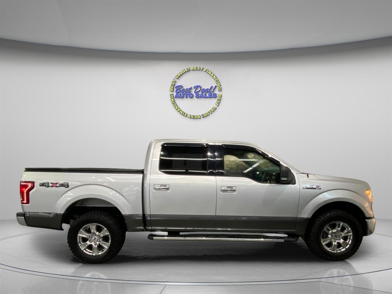 Ford F-150 XLT SuperCrew 5.5-ft. Bed 4WD 2015
