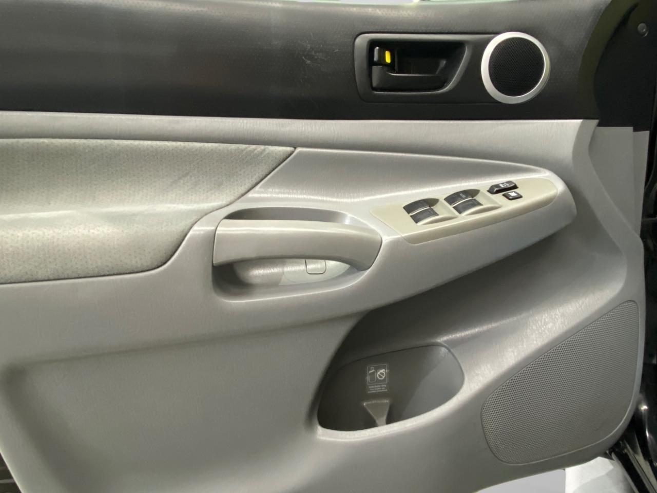 Toyota Tacoma Double Cab V6 4WD 2010