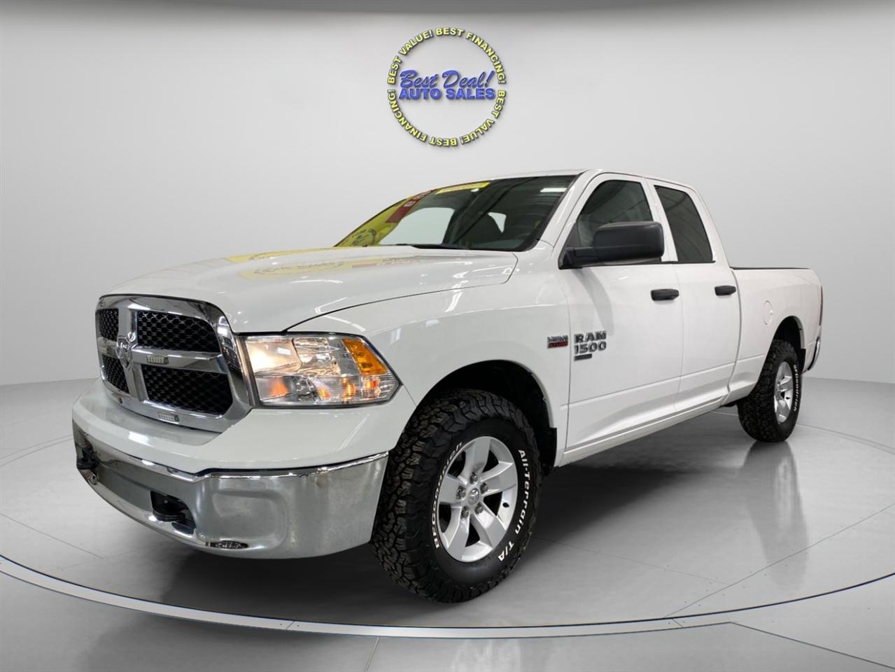RAM 1500 Classic Tradesman Quad Cab 4WD 2019