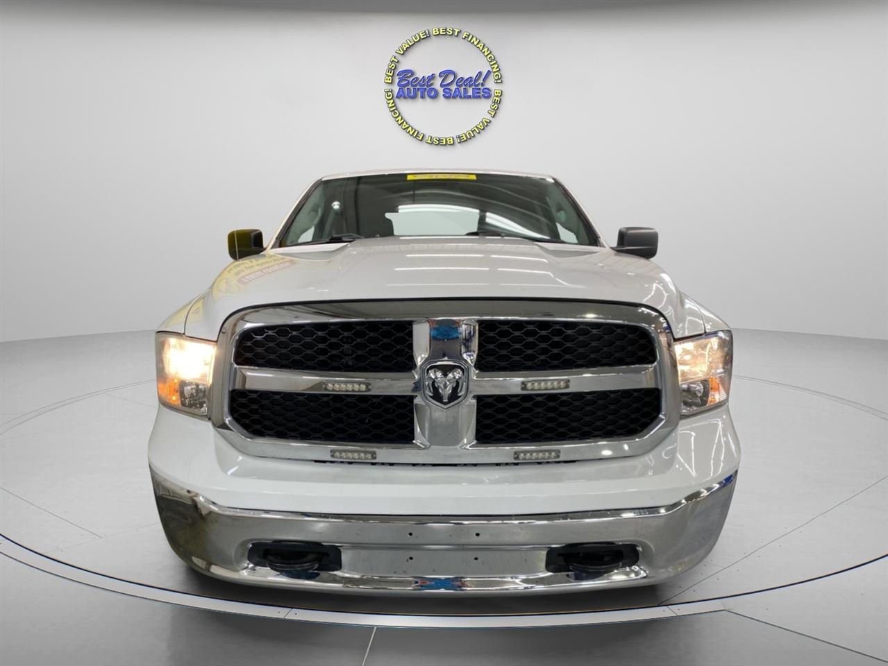 RAM 1500 Classic Tradesman Quad Cab 4WD 2019