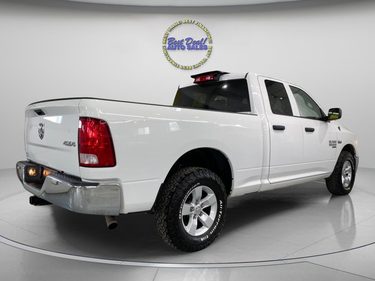 RAM 1500 Classic Tradesman Quad Cab 4WD 2019