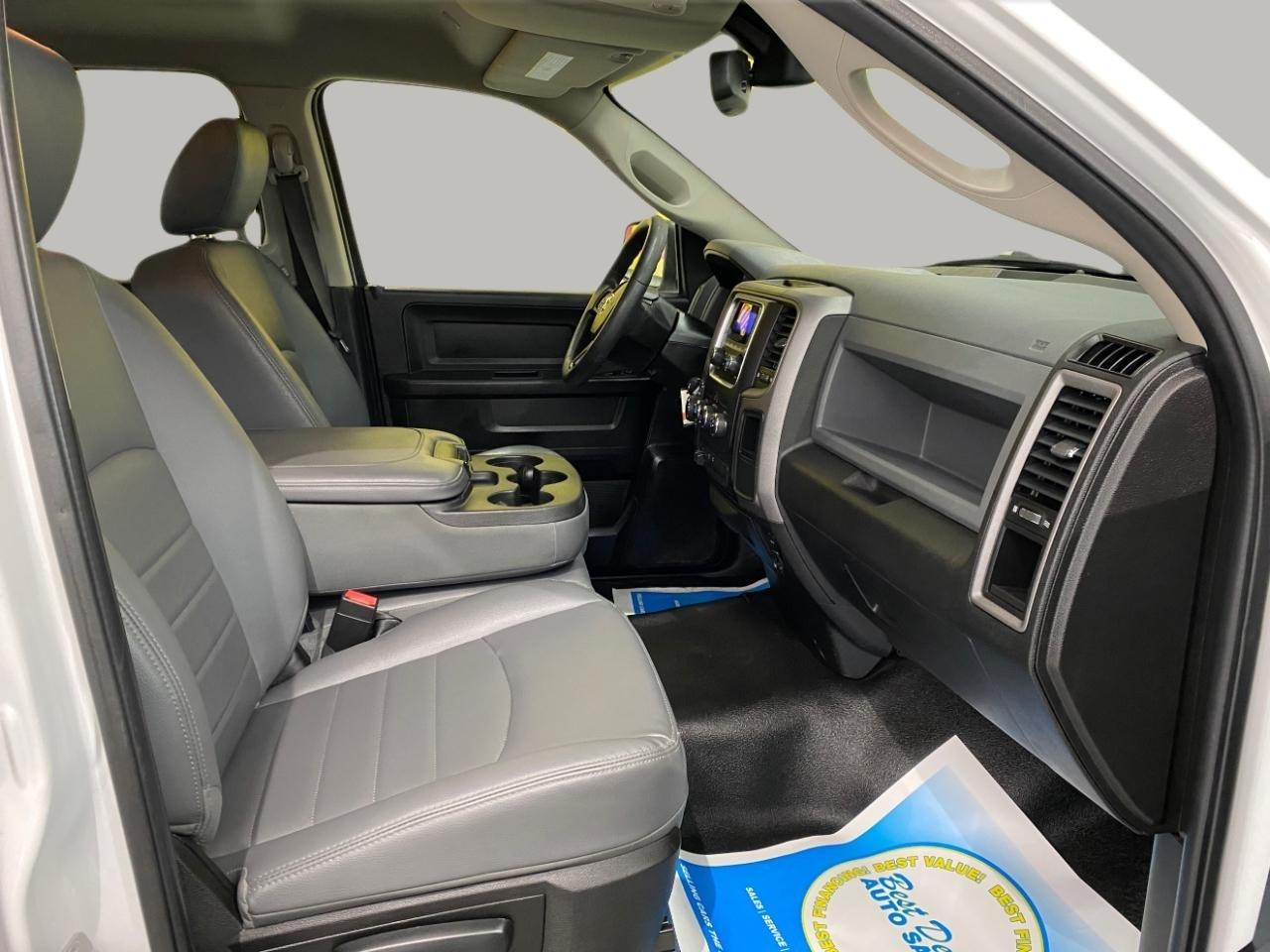 RAM 1500 Classic Tradesman Quad Cab 4WD 2019