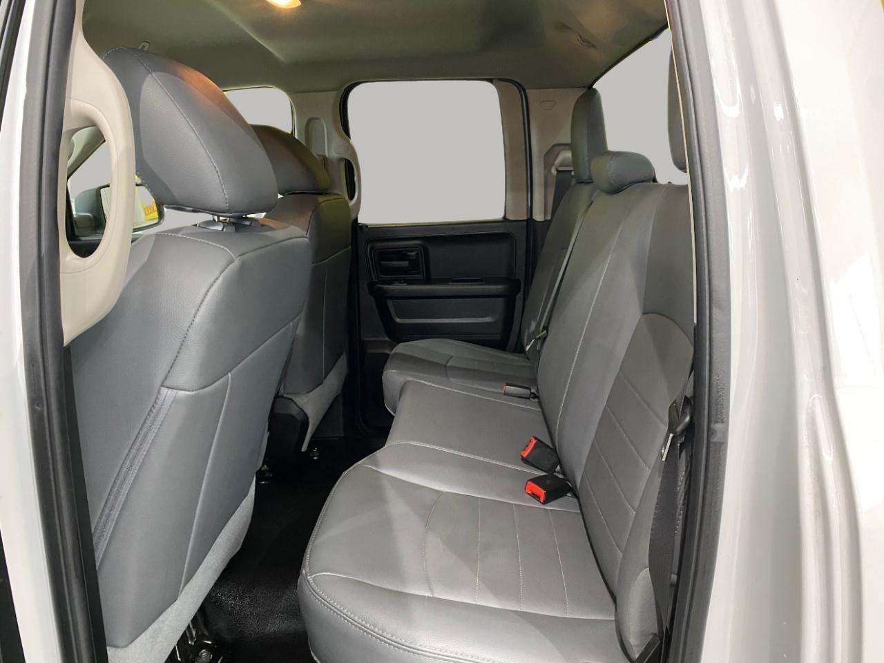 RAM 1500 Classic Tradesman Quad Cab 4WD 2019