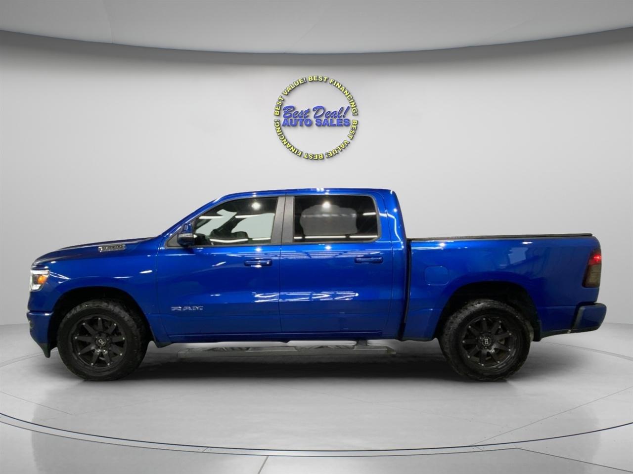 RAM 1500 Big Horn Crew Cab SWB 4WD 2019