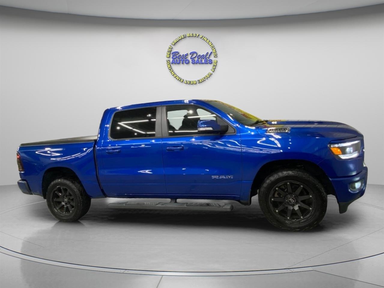 RAM 1500 Big Horn Crew Cab SWB 4WD 2019