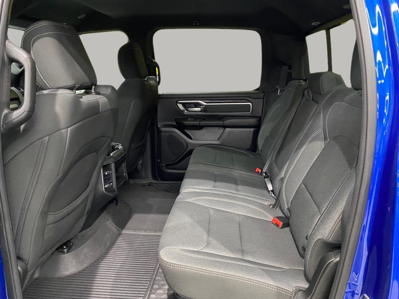 RAM 1500 Big Horn Crew Cab SWB 4WD 2019