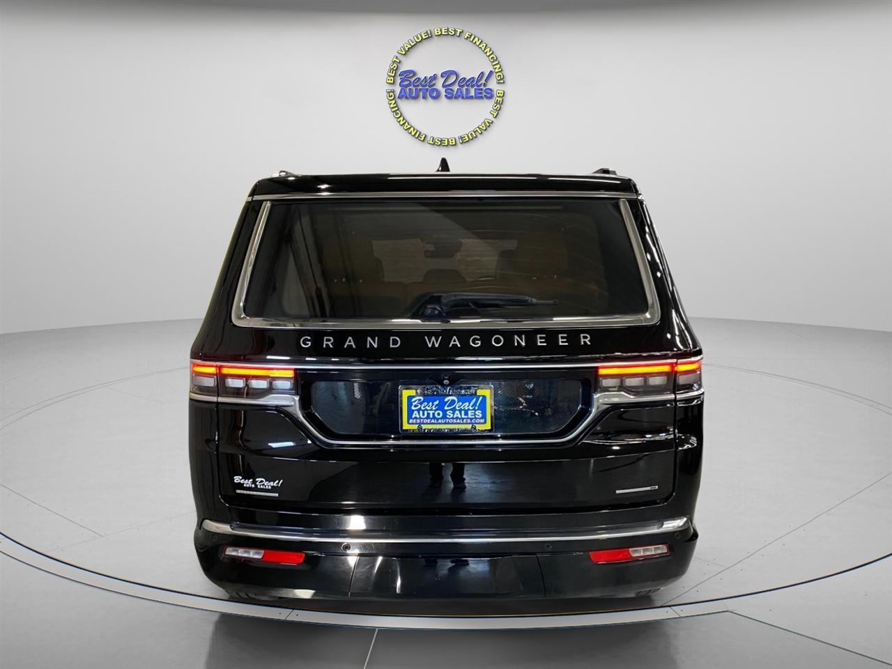 Jeep Grand Wagoneer  2022