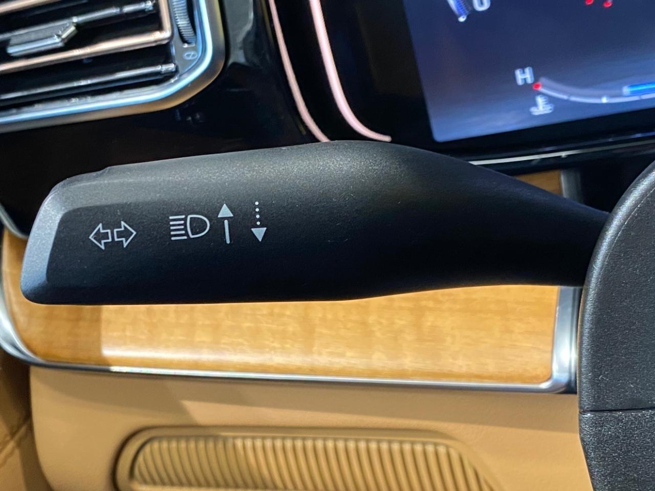 Jeep Grand Wagoneer  2022